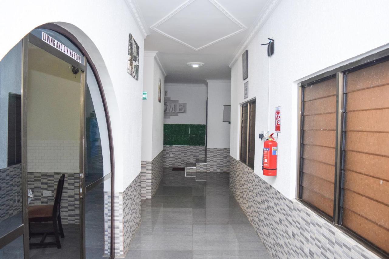 3A'S Guest House Akosombo Bagian luar foto